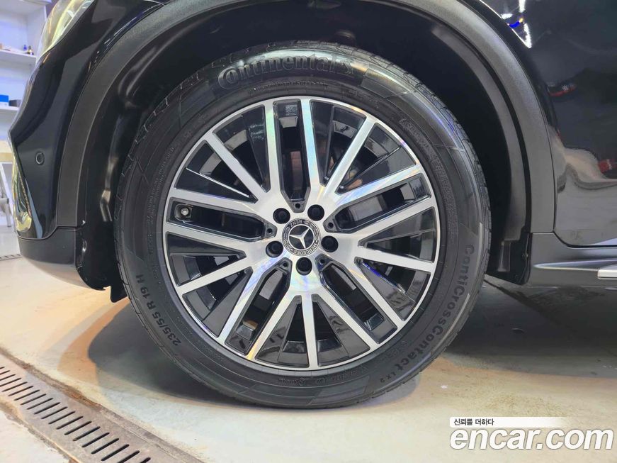 Mercedes-Benz GLC-Class 2020