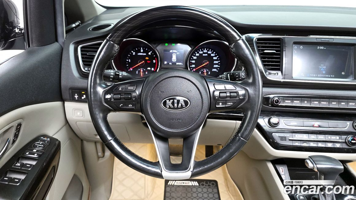 Kia Canival 2019
