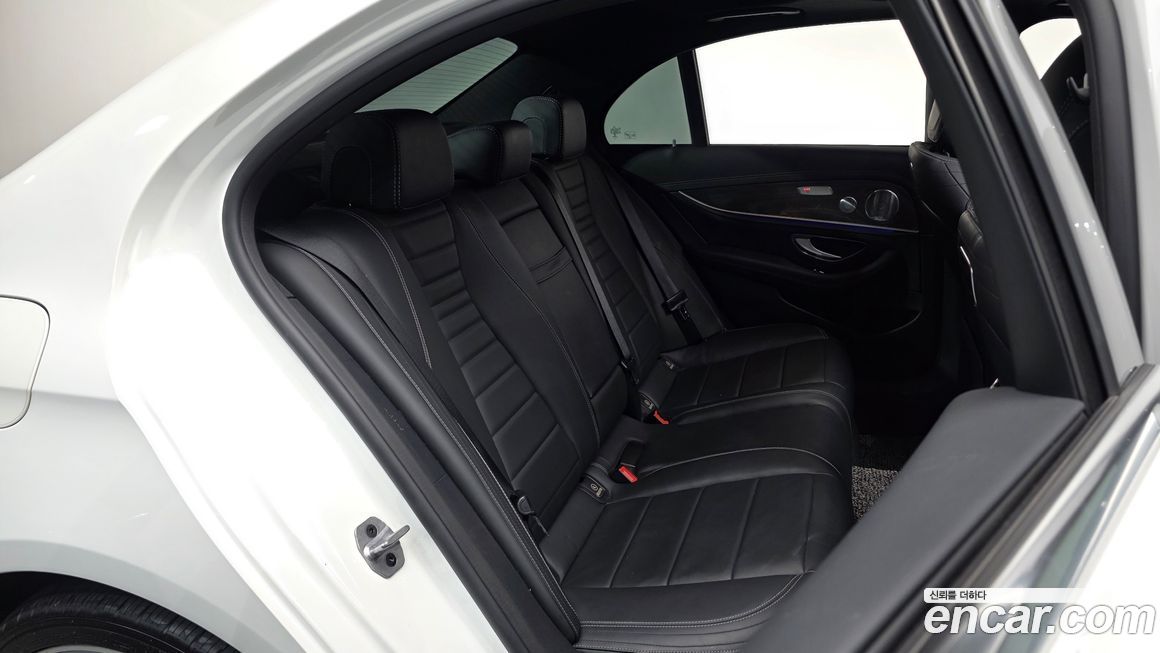 Mercedes-Benz E-Class 2019