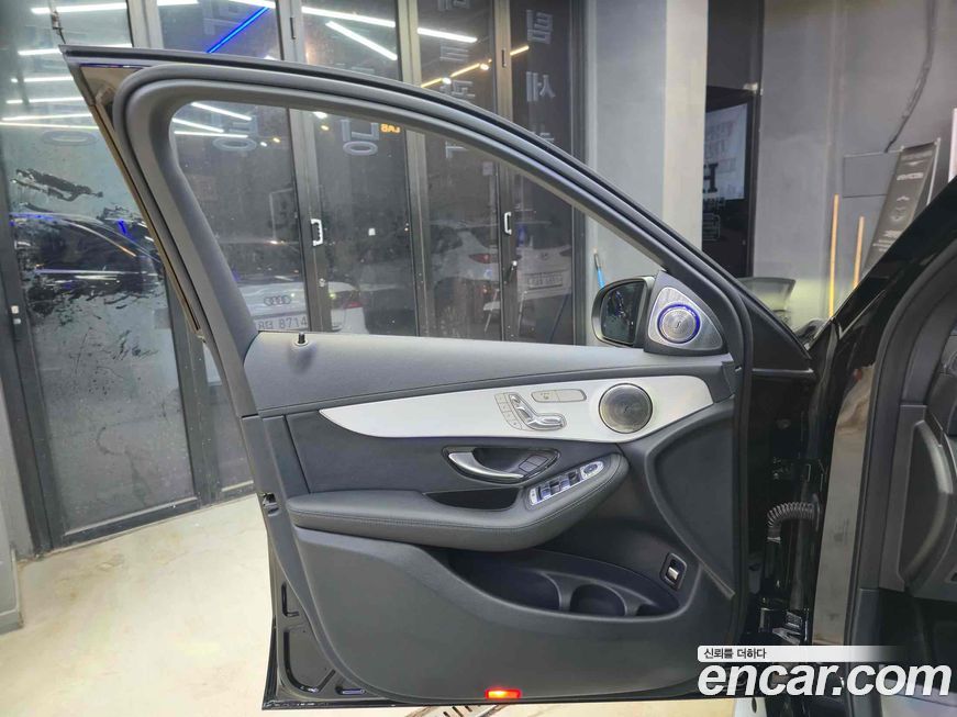 Mercedes-Benz GLC-Class 2020