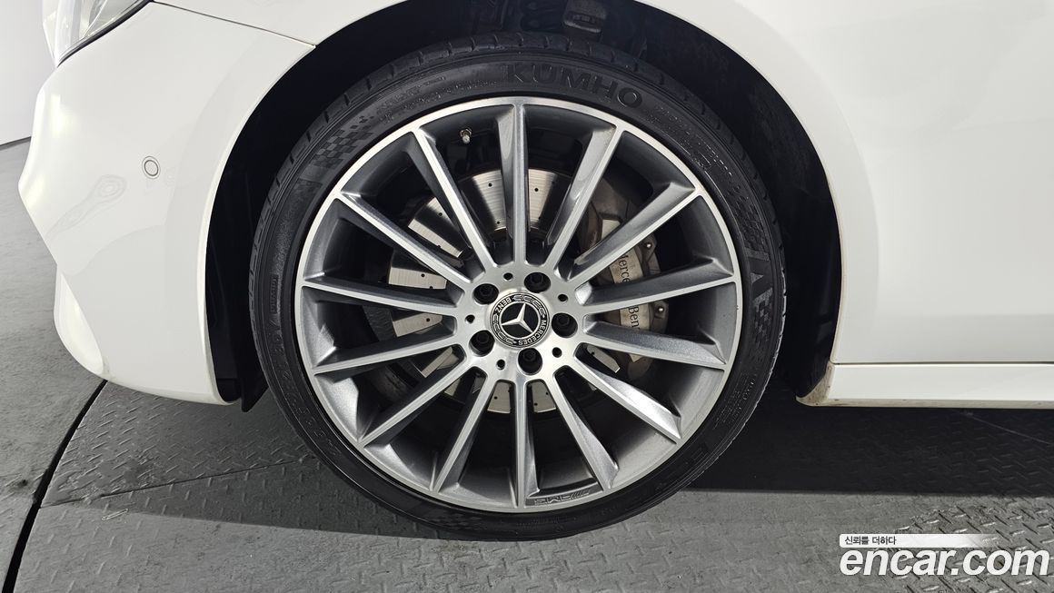 Mercedes-Benz E-Class 2019