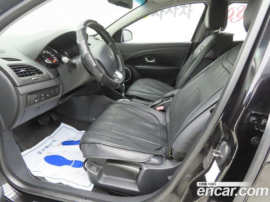 Renault-KoreaSamsung SM3 2012