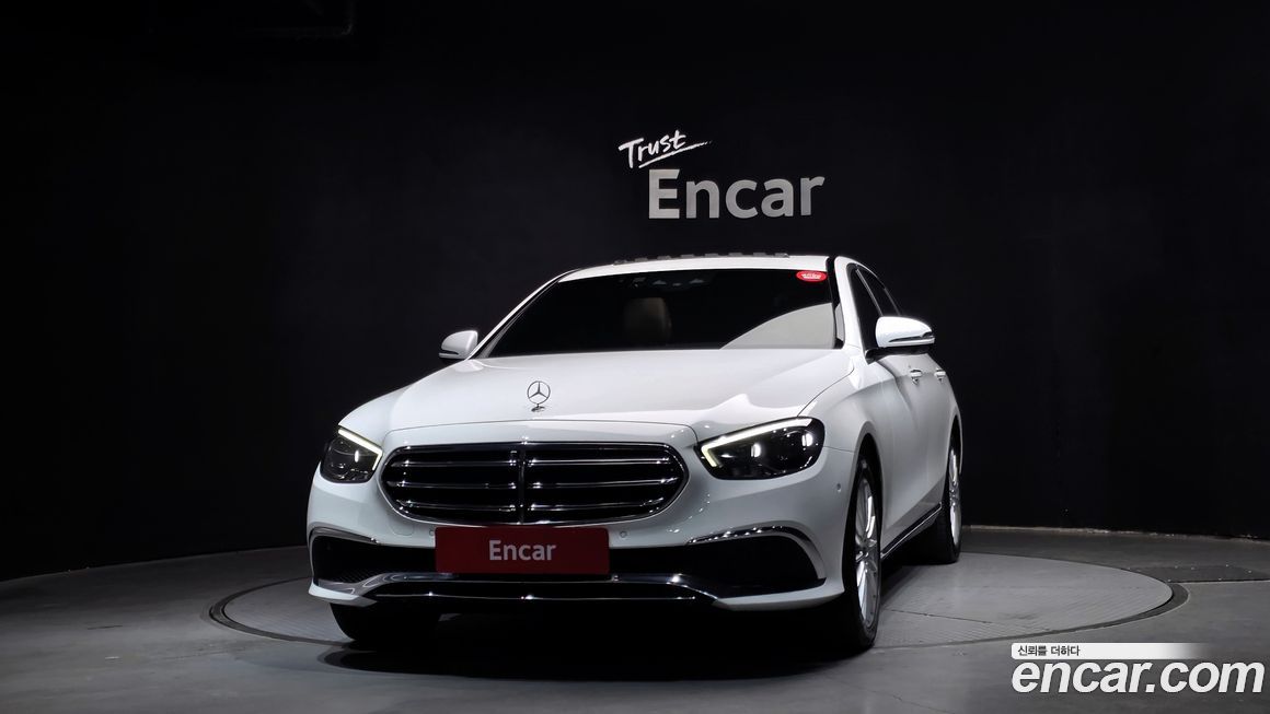 Mercedes-Benz E-Class 2021