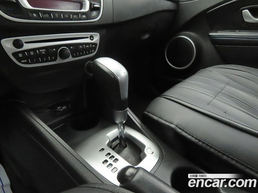 Renault-KoreaSamsung SM3 2012