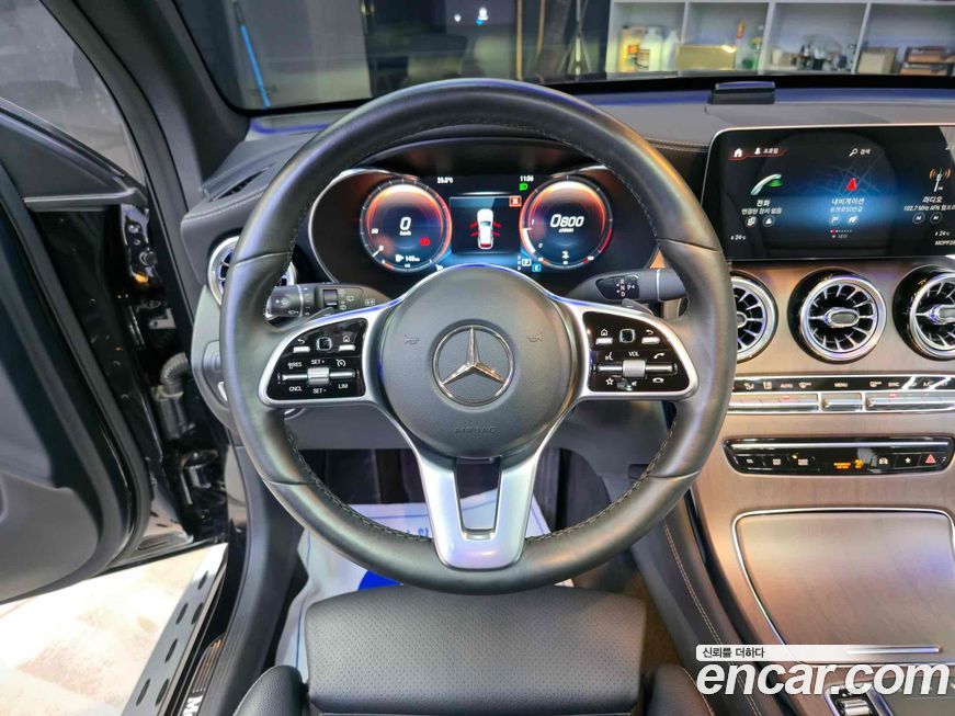 Mercedes-Benz GLC-Class 2020