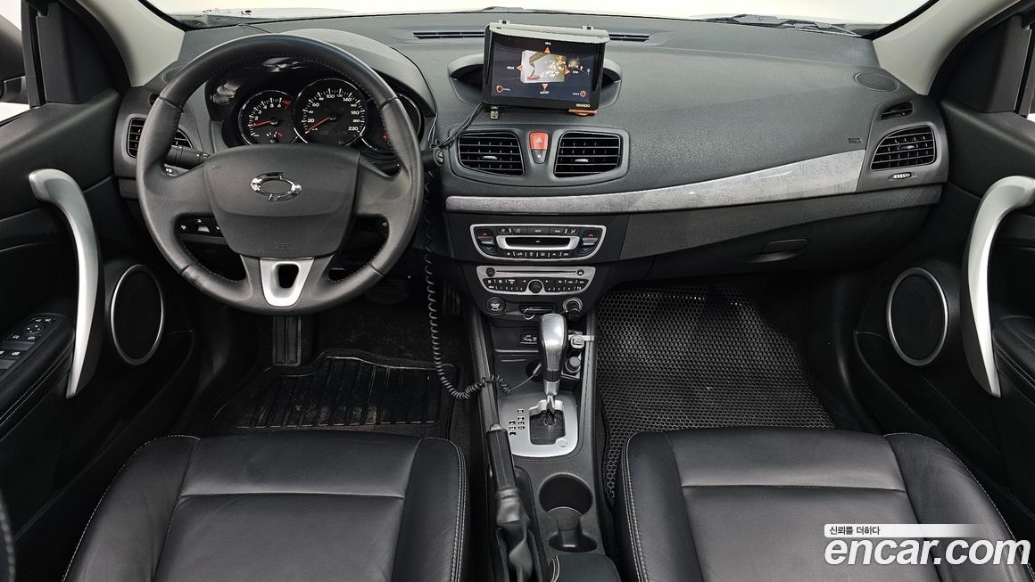 Renault-KoreaSamsung SM3 2011