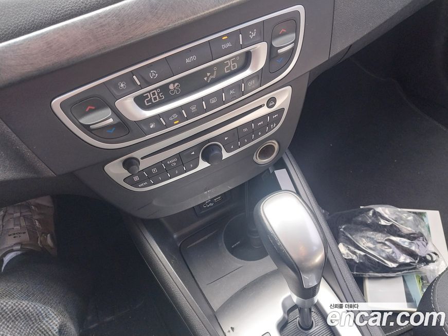 Renault-KoreaSamsung SM3 2011