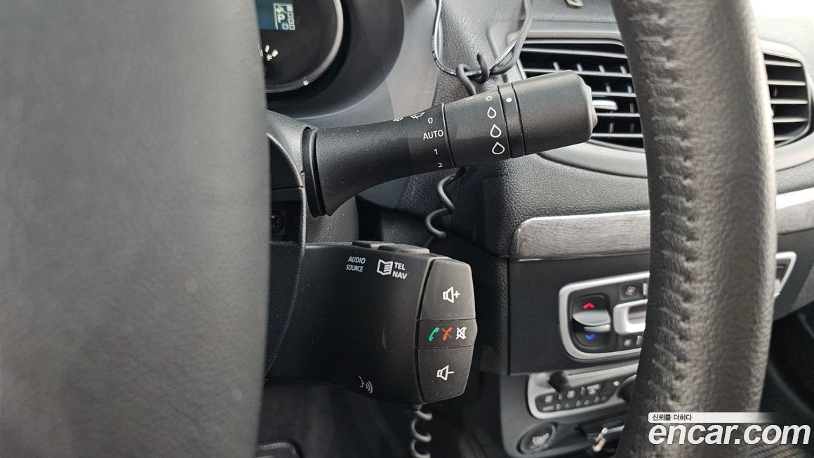 Renault-KoreaSamsung SM3 2011