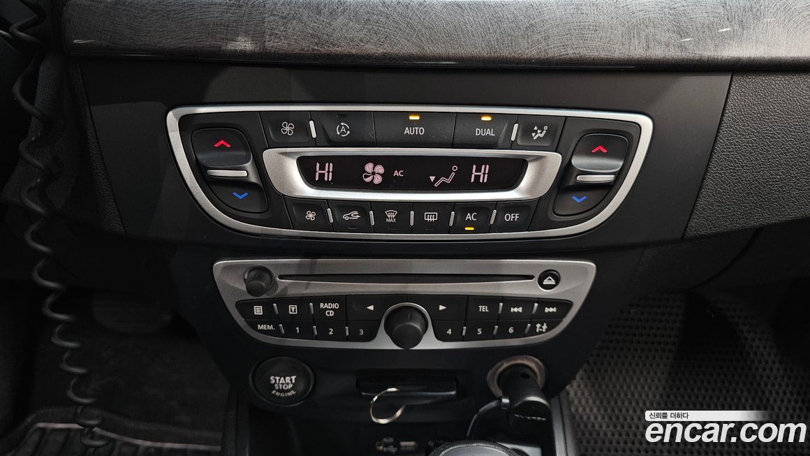 Renault-KoreaSamsung SM3 2011