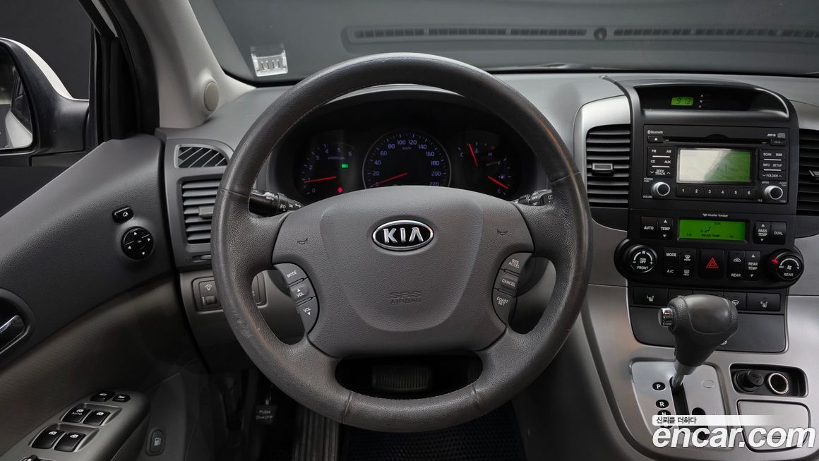 Kia Canival 2012
