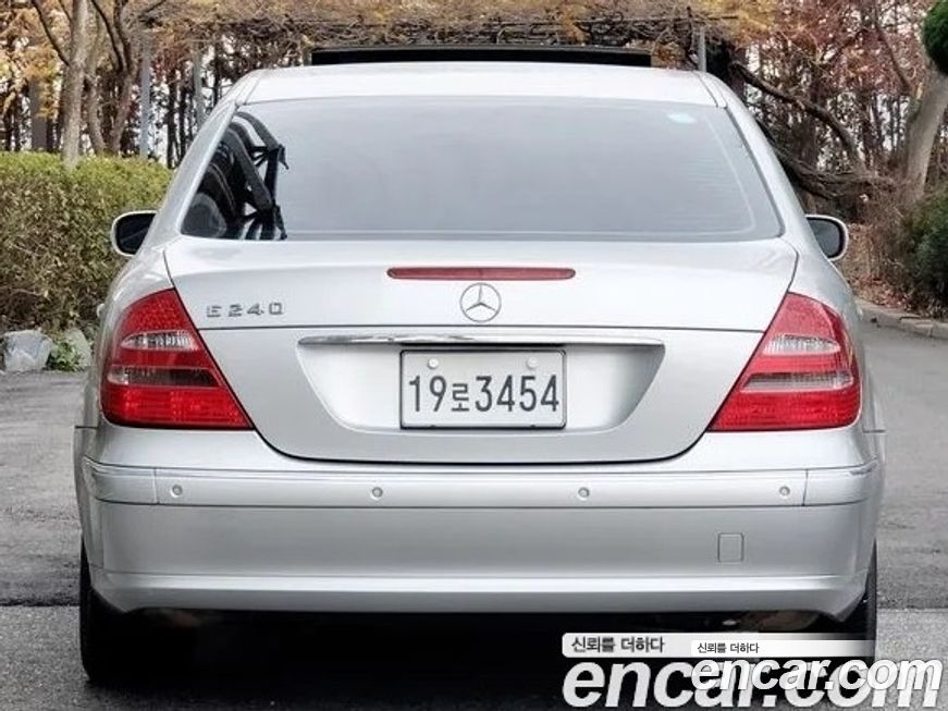 Mercedes-Benz E-Class 2003