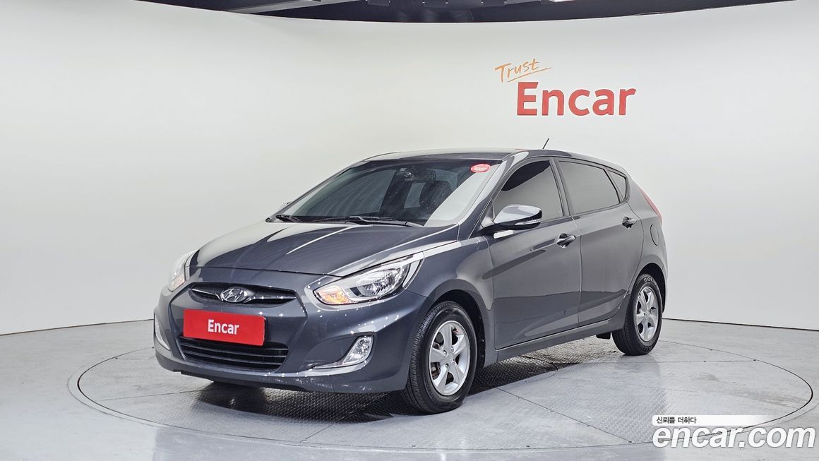 Hyundai Accent 2012