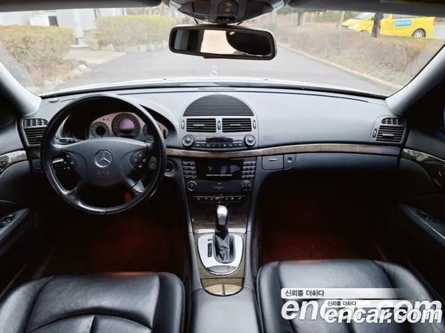 Mercedes-Benz E-Class 2003