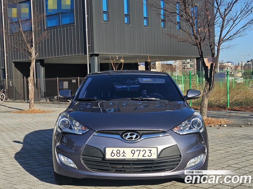 Hyundai Veloster 2013