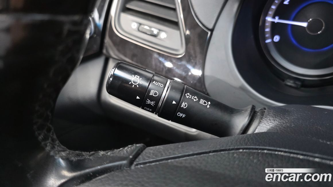 Hyundai Grandeur 2015