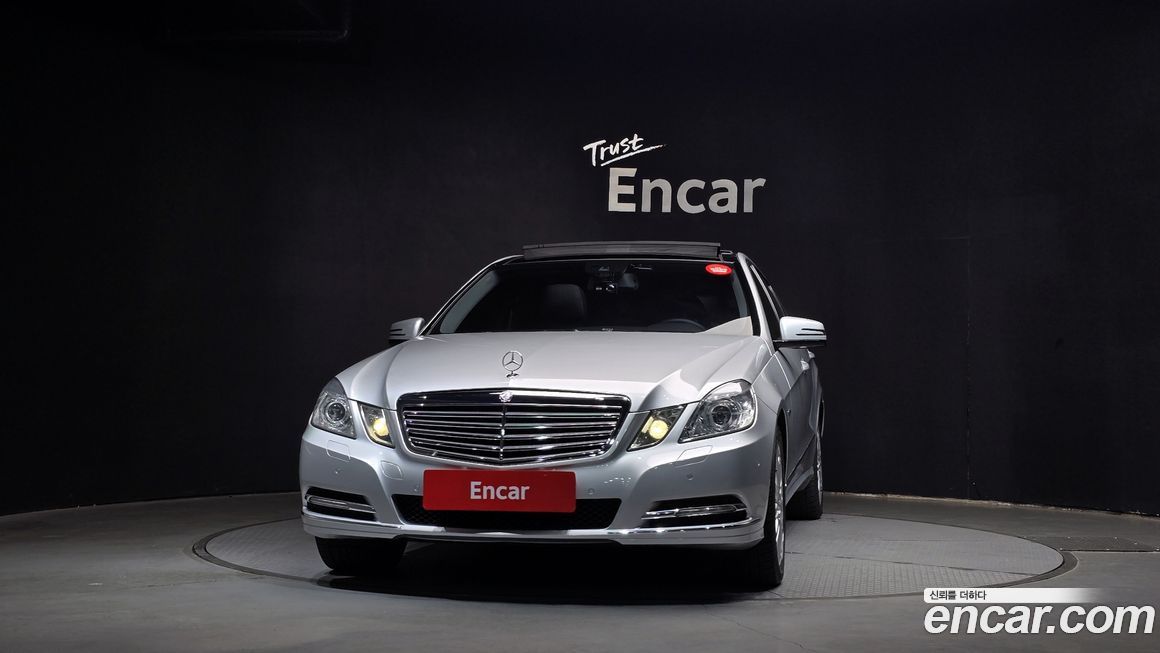 Mercedes-Benz E-Class 2012