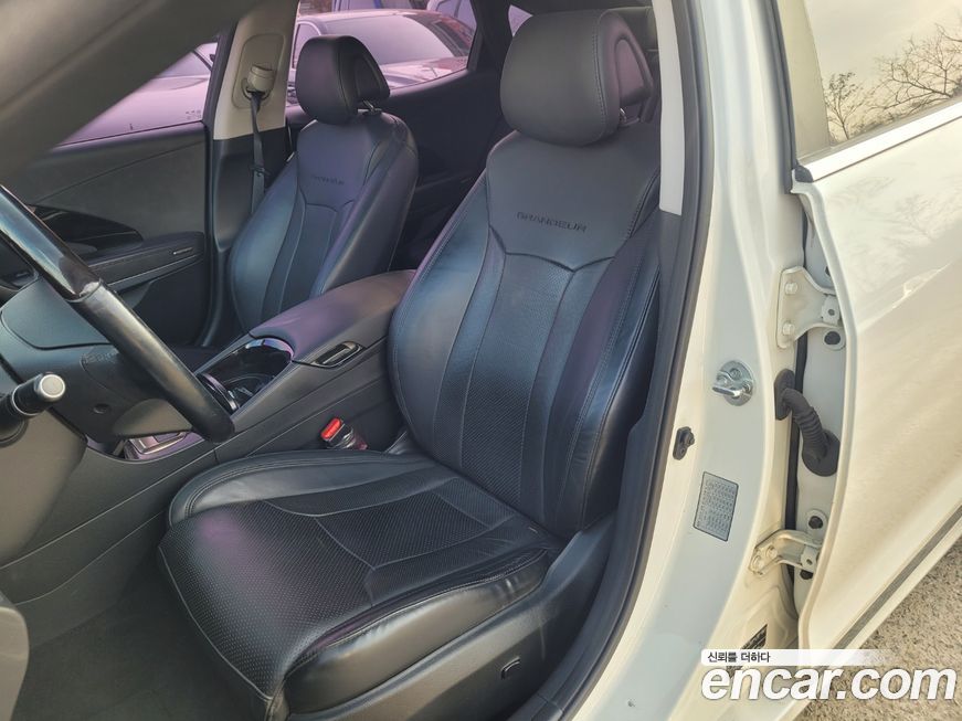 Hyundai Grandeur 2013