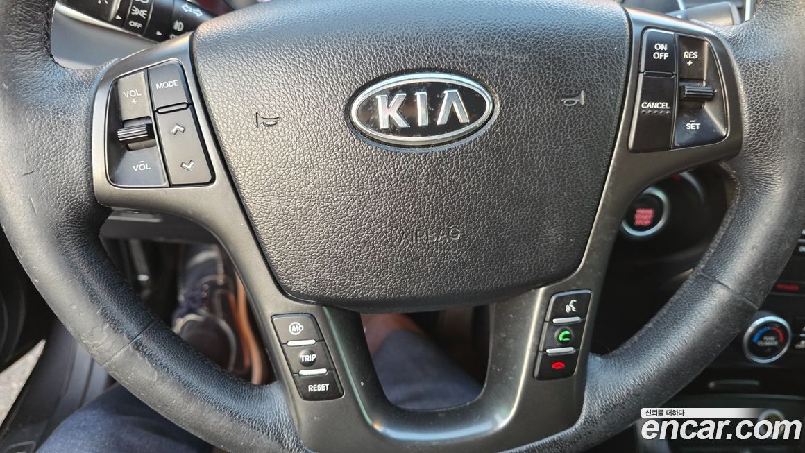 Kia K7 2012