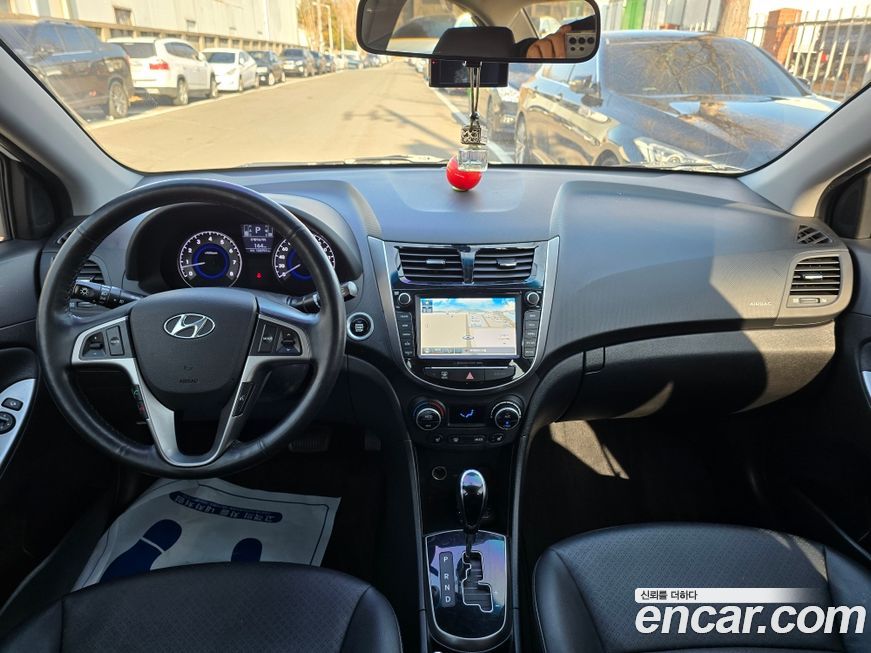 Hyundai Accent 2016