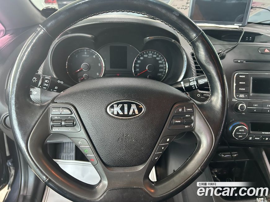 Kia K3 2015