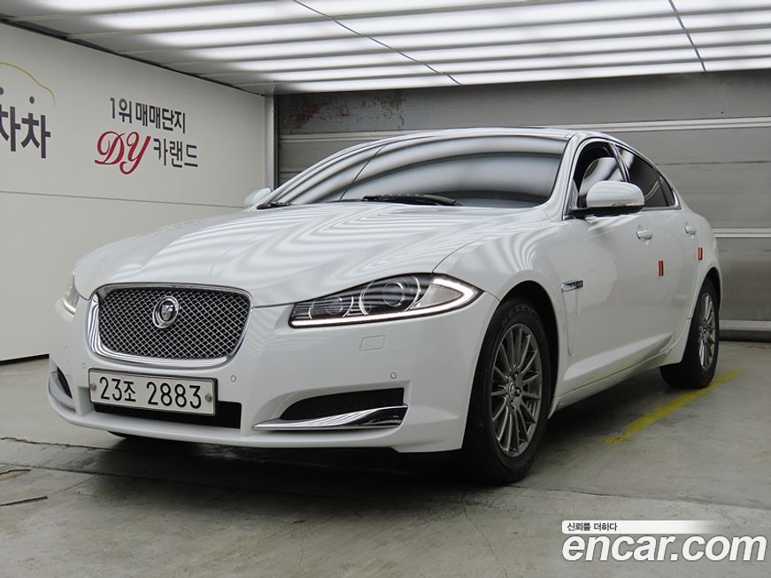 Jaguar XF 2013