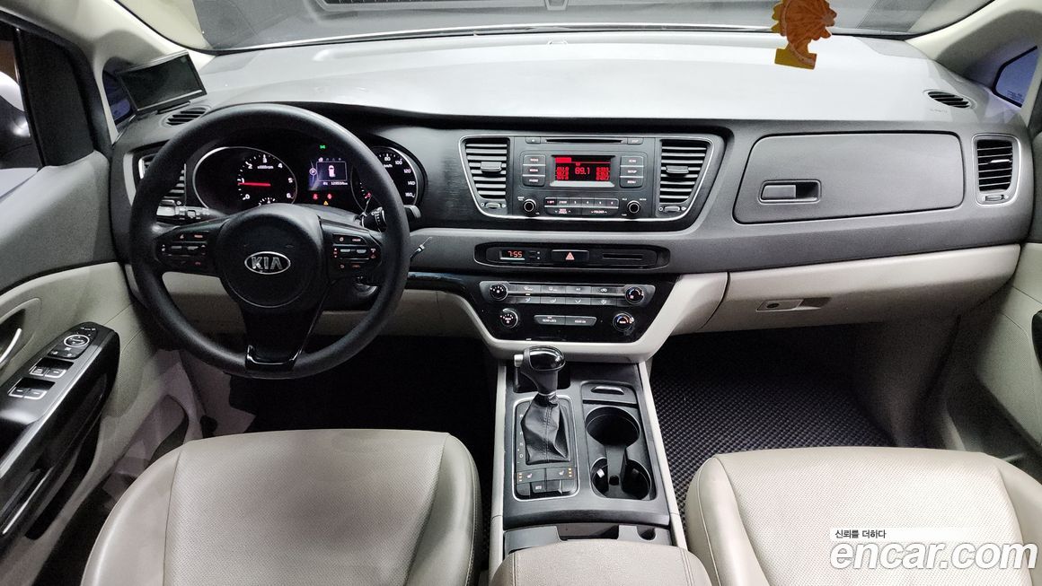 Kia Canival 2015