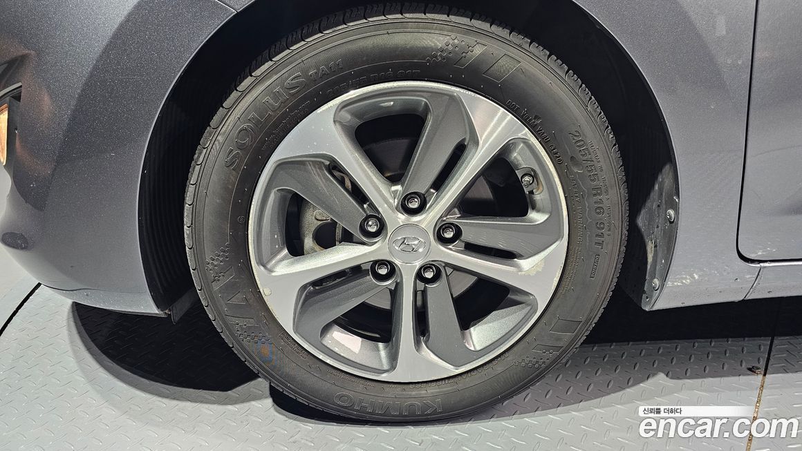 Hyundai i30 2016