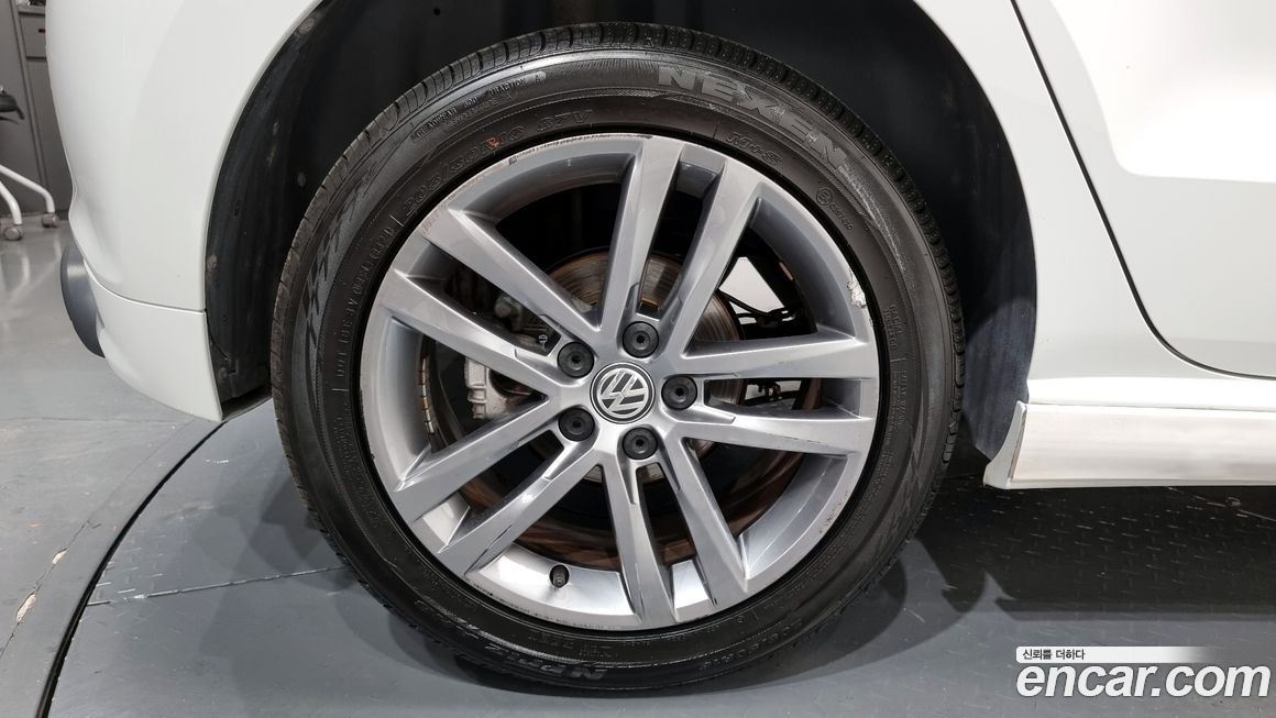 Volkswagen Polo 2016