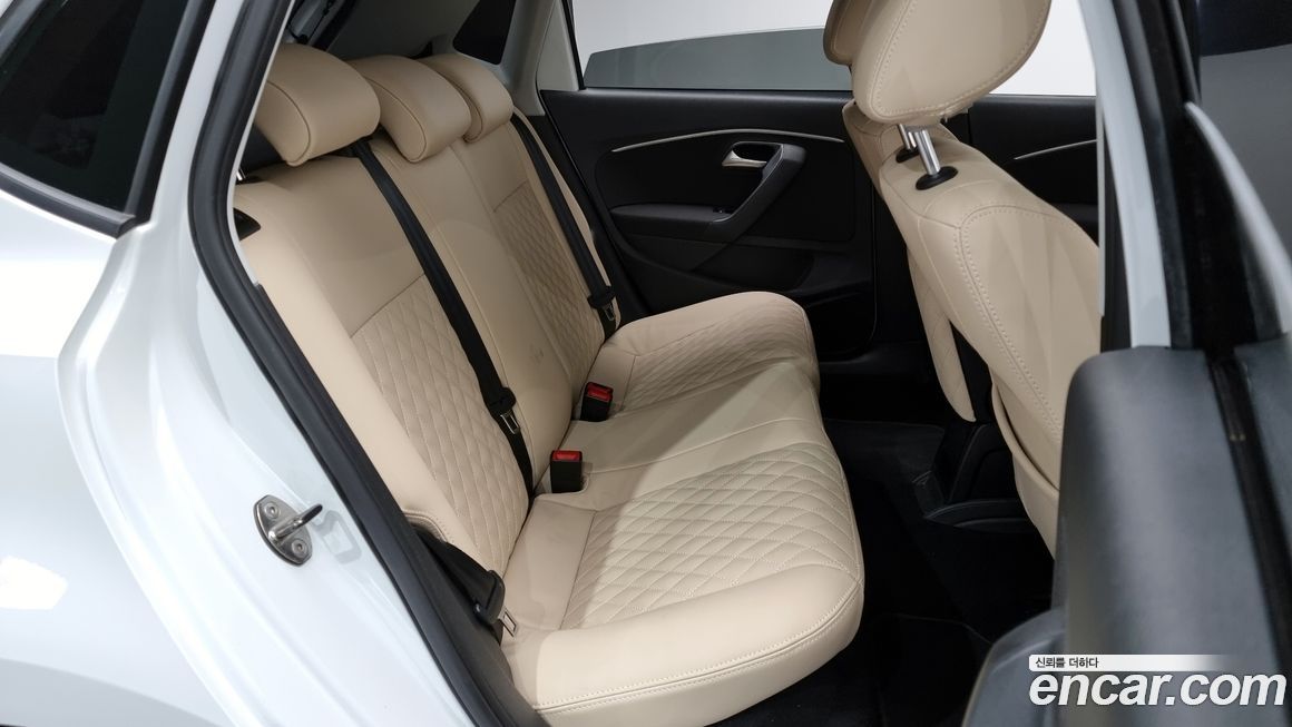 Volkswagen Polo 2016