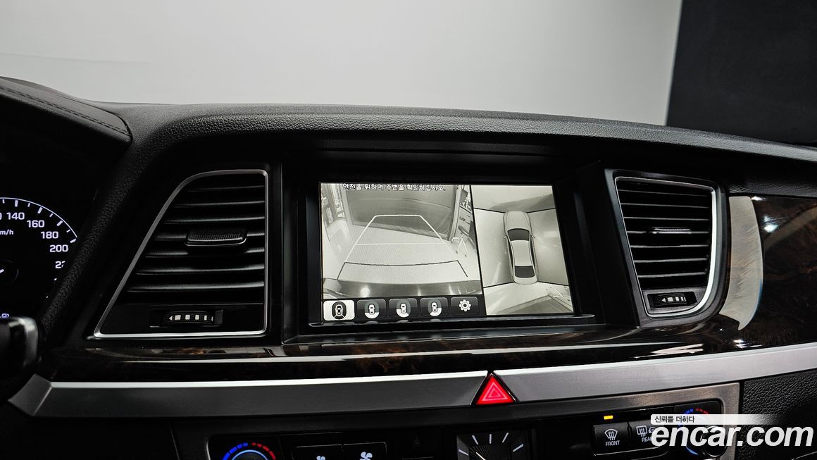 Hyundai Genesis 2014