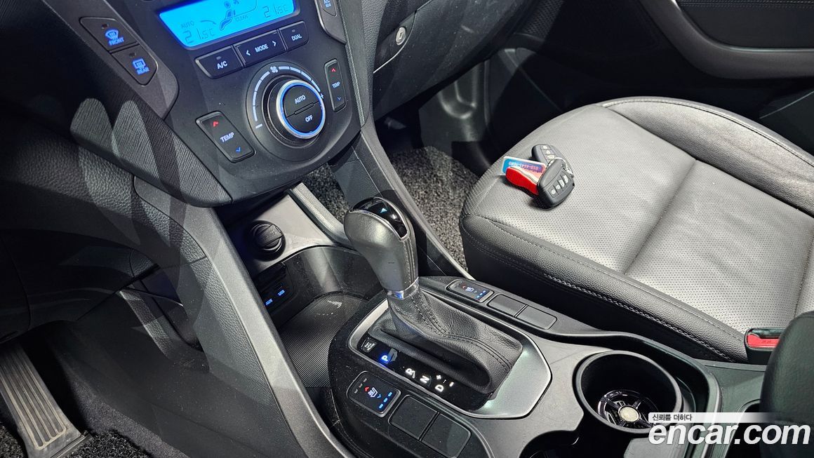 Hyundai Santafe 2015