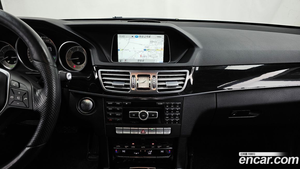 Mercedes-Benz E-Class 2014