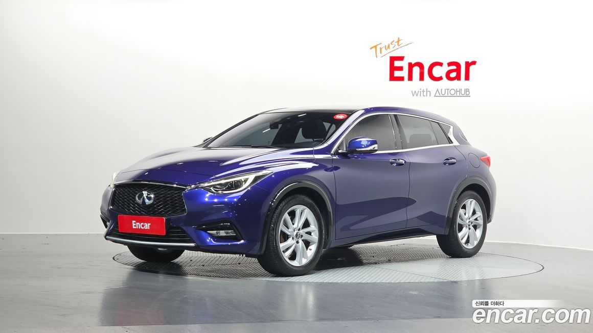 Infiniti Q30 2019