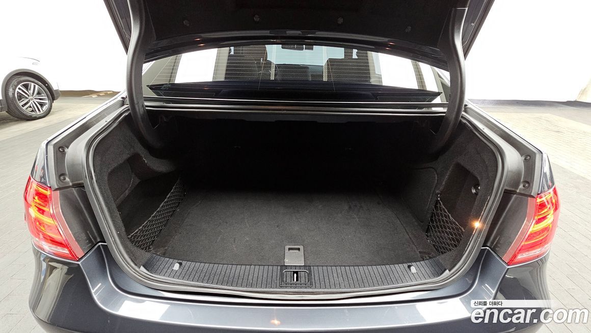 Mercedes-Benz E-Class 2014