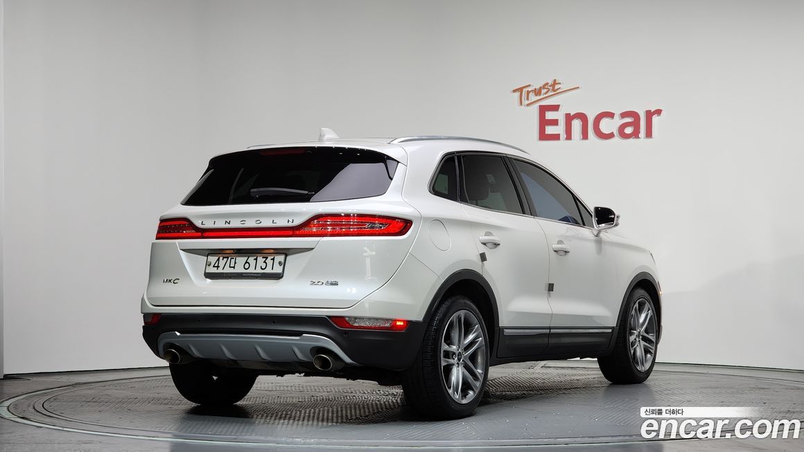 Lincoln MKC 2015