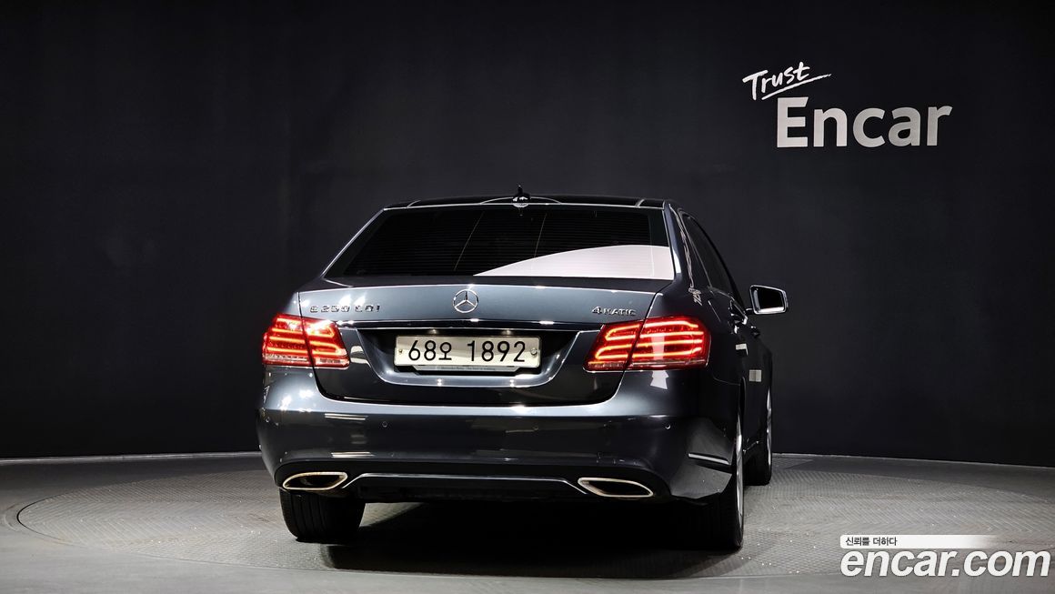 Mercedes-Benz E-Class 2014