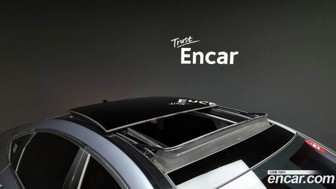 Hyundai Genesis 2015