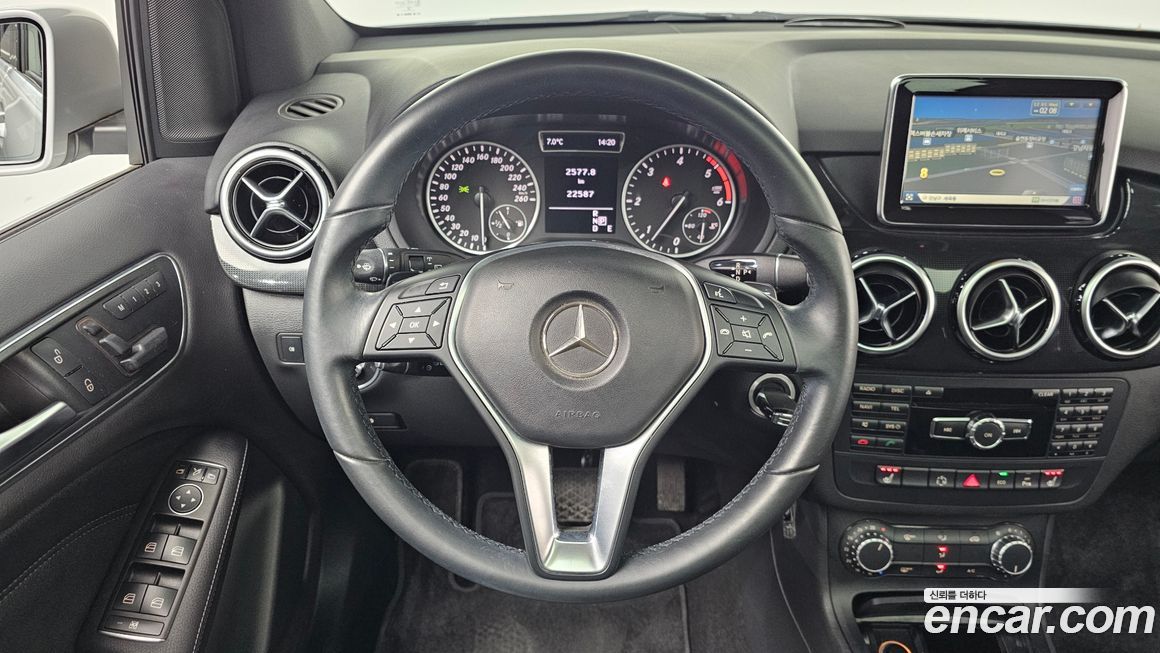 Mercedes-Benz B-Class 2015