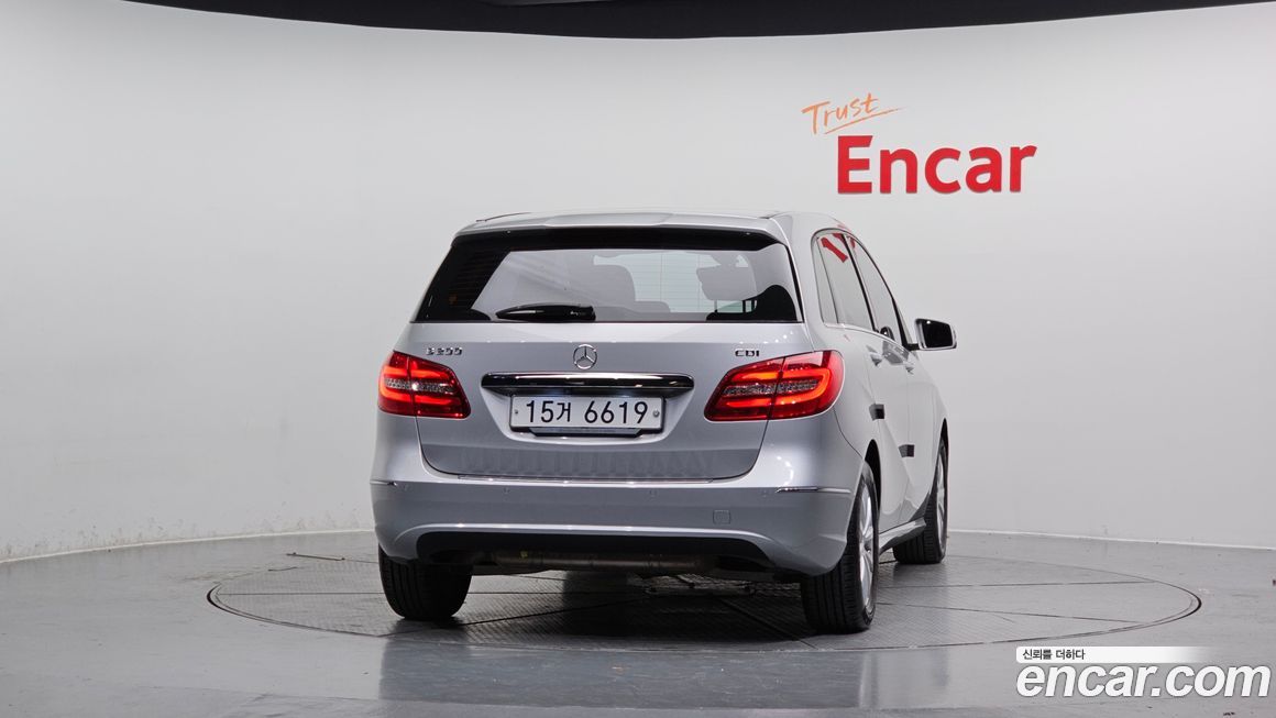 Mercedes-Benz B-Class 2015