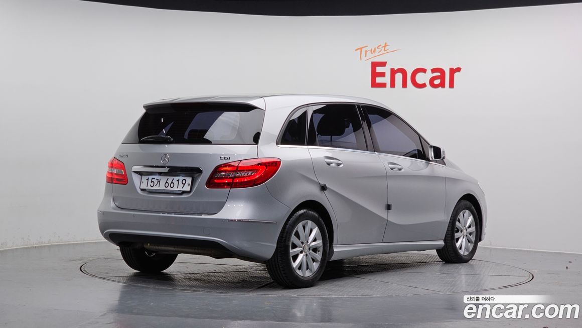 Mercedes-Benz B-Class 2015