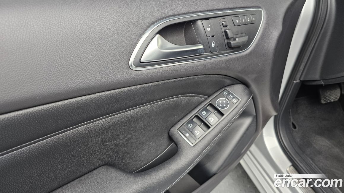 Mercedes-Benz B-Class 2015