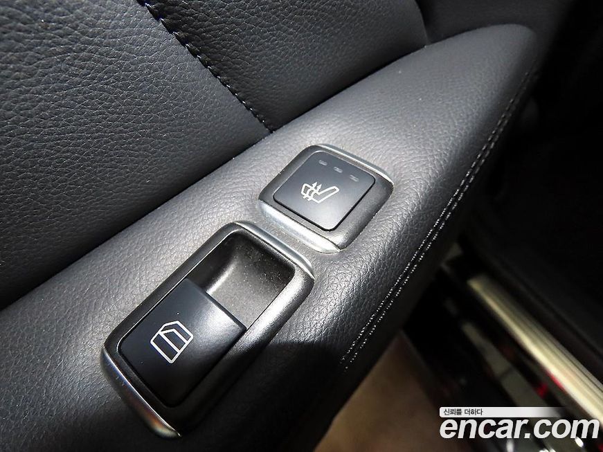 Mercedes-Benz CLS-Class 2013