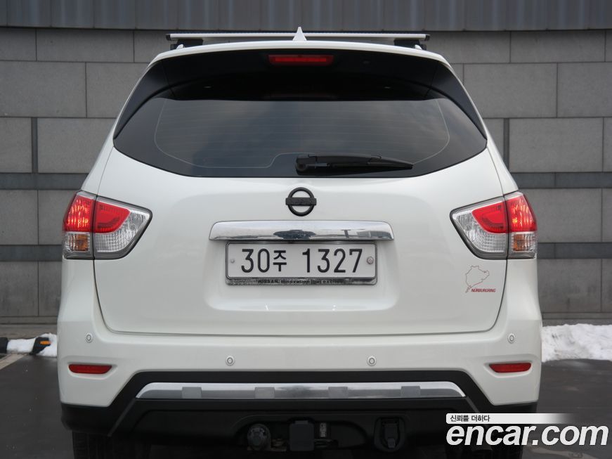 Nissan Pathfinder 2016