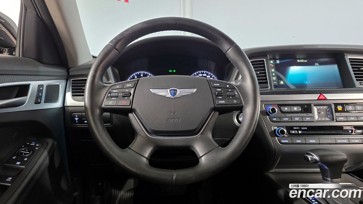 Hyundai Genesis 2016