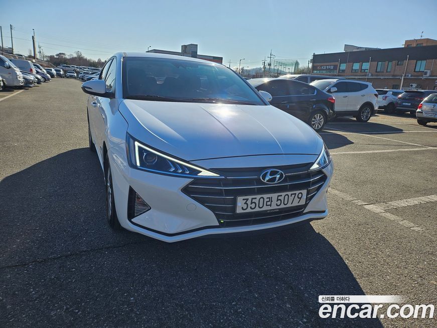 Hyundai AVANTE 2020
