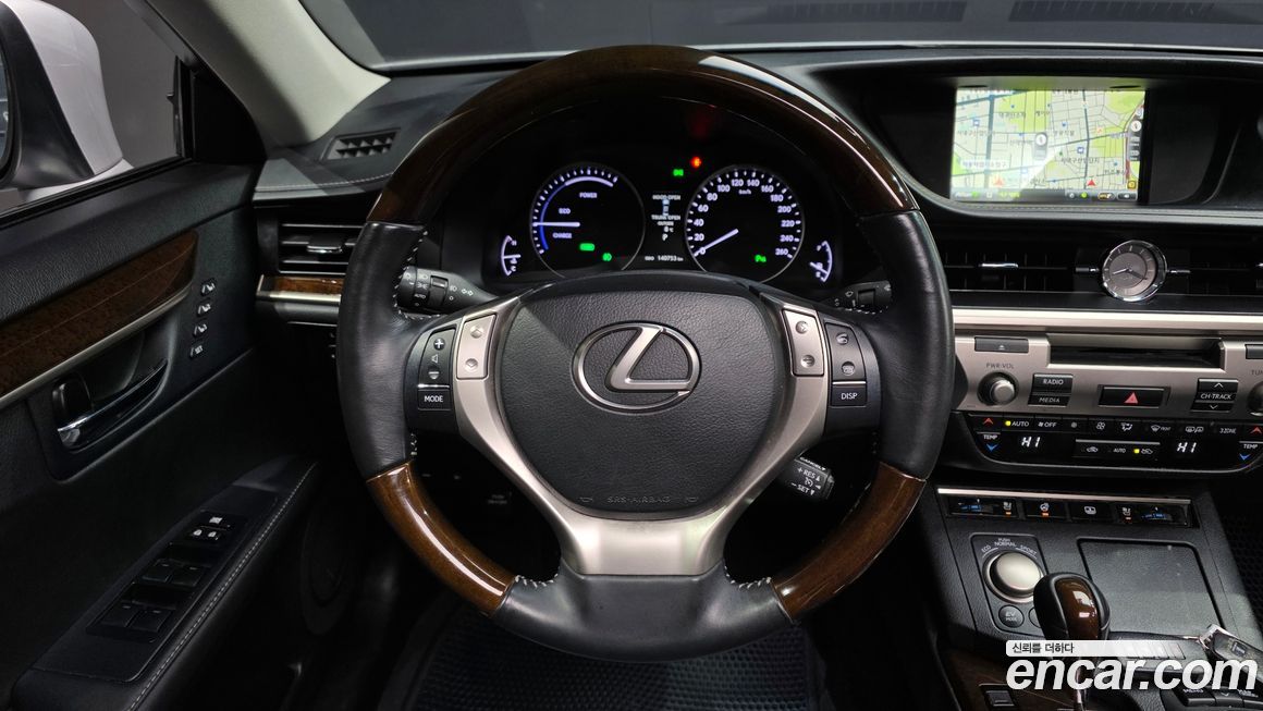Lexus ES 2014