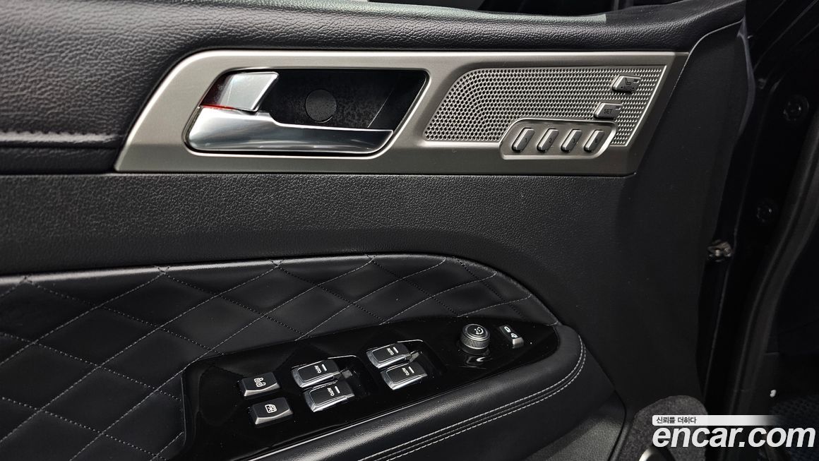 KG_Mobility_Ssangyong Rexton 2018