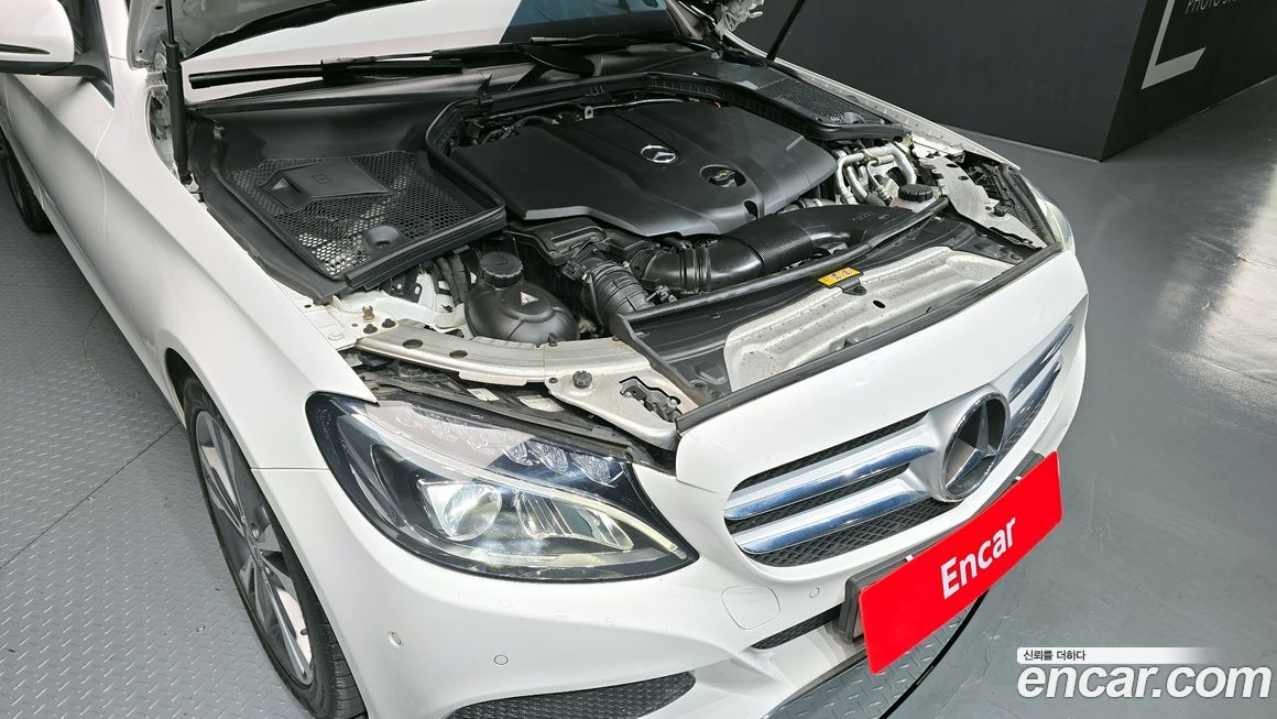 Mercedes-Benz C-Class 2017