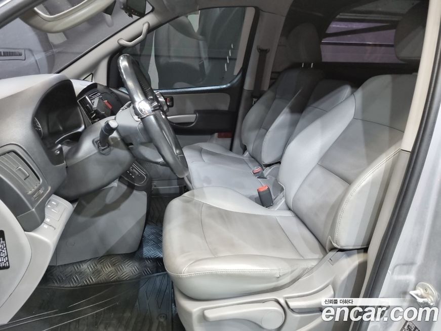Hyundai Starex 2019