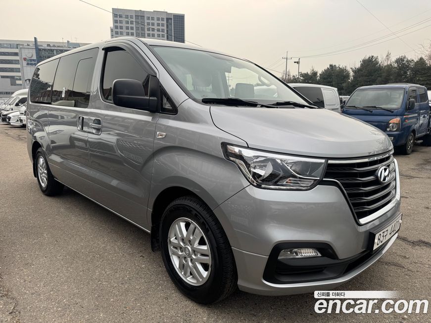 Hyundai Starex 2020